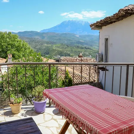 Vasili Guest house Berat